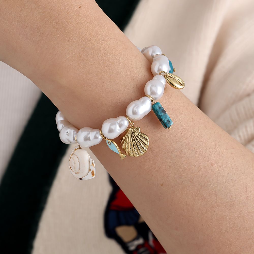 Zapestnica Fish Agate Pearl na zapestju - baročni biseri polžja hišica modra ribica zlata školjka turkizni agat - kirurško jeklo 316L zlata pozlata