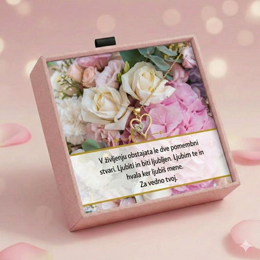 7. Darilo za dan žena (dostava 2-3 dni) - verižica srce s personaliziranim posvetilom za mamico