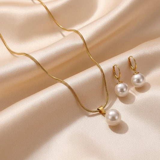 Radiant Duo Collection - Set Verižice in Uhanov s Posvetilom